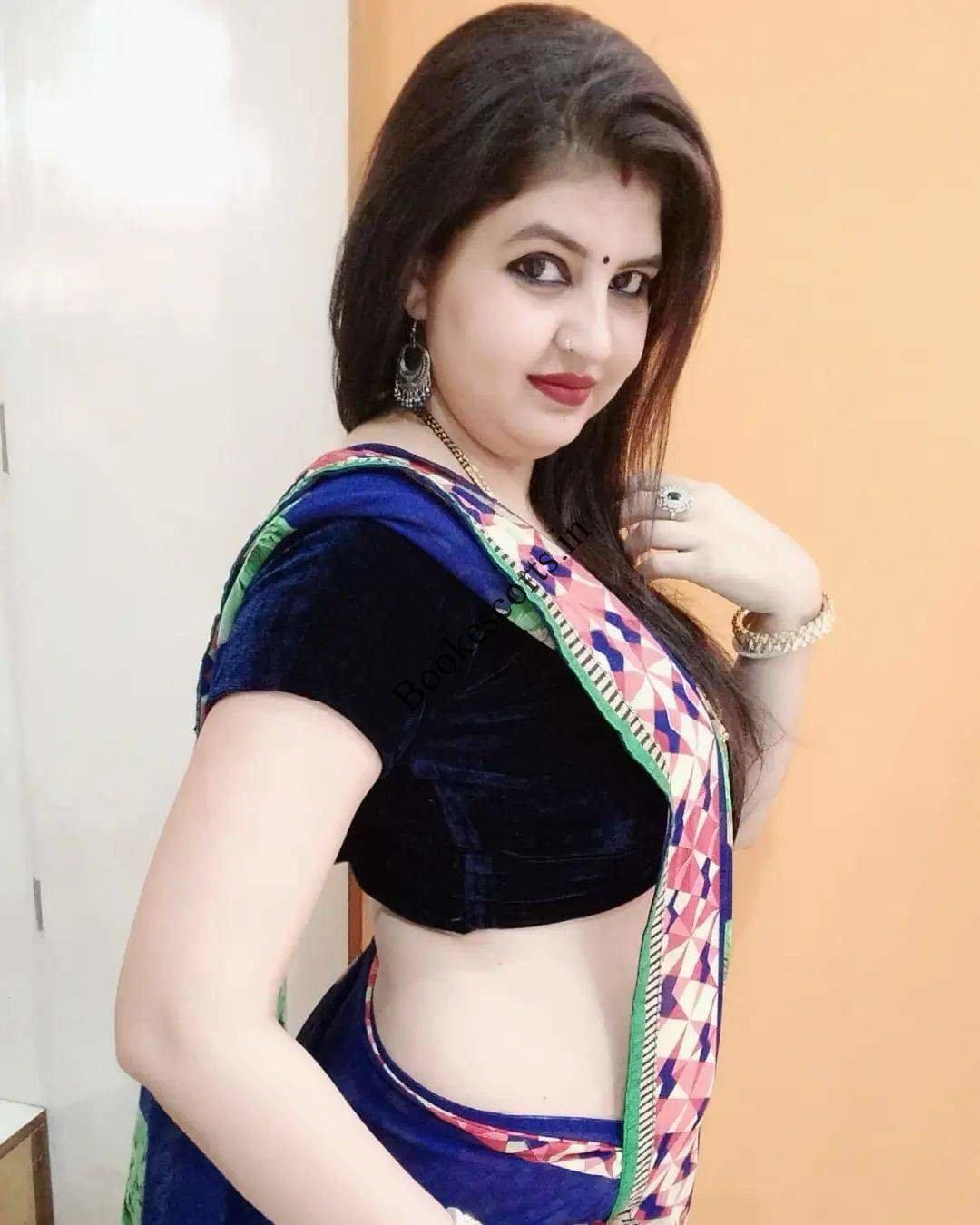 Curvy Indian Beauty: Passionate Outcall Experience